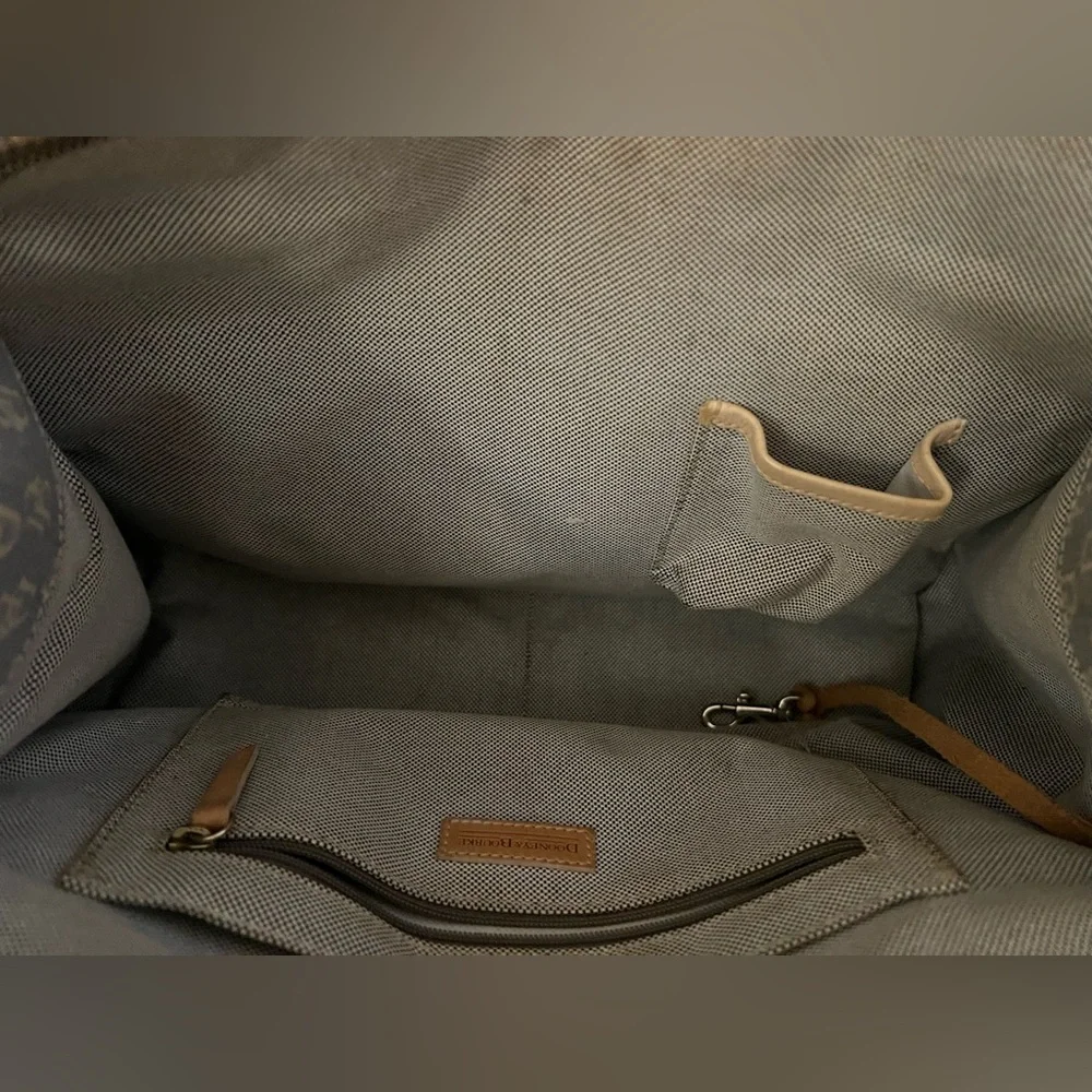 Dooney and Burke project bag smoker friendly - Picture 10 of 12